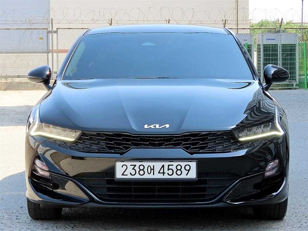 KIA K5 2023 Negro - Importación desde Corea - HF Imports Iquique - Foto 1
