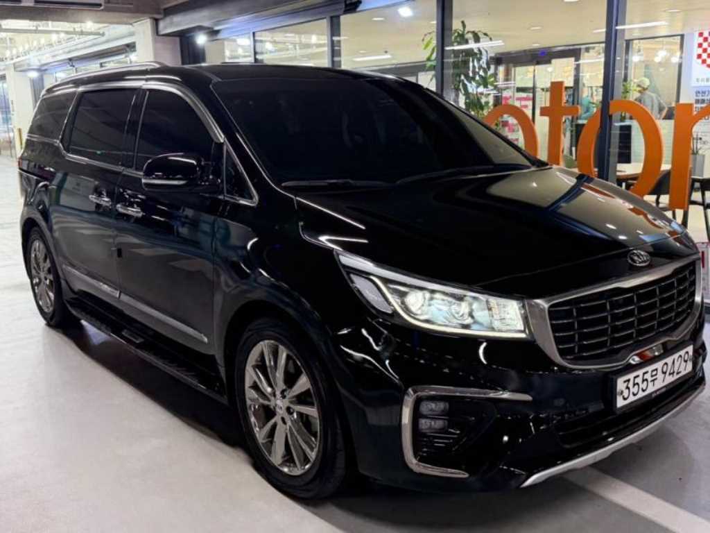 KIA Carnival 2020 Negro - Importación desde Corea - HF Imports Iquique - Foto 1