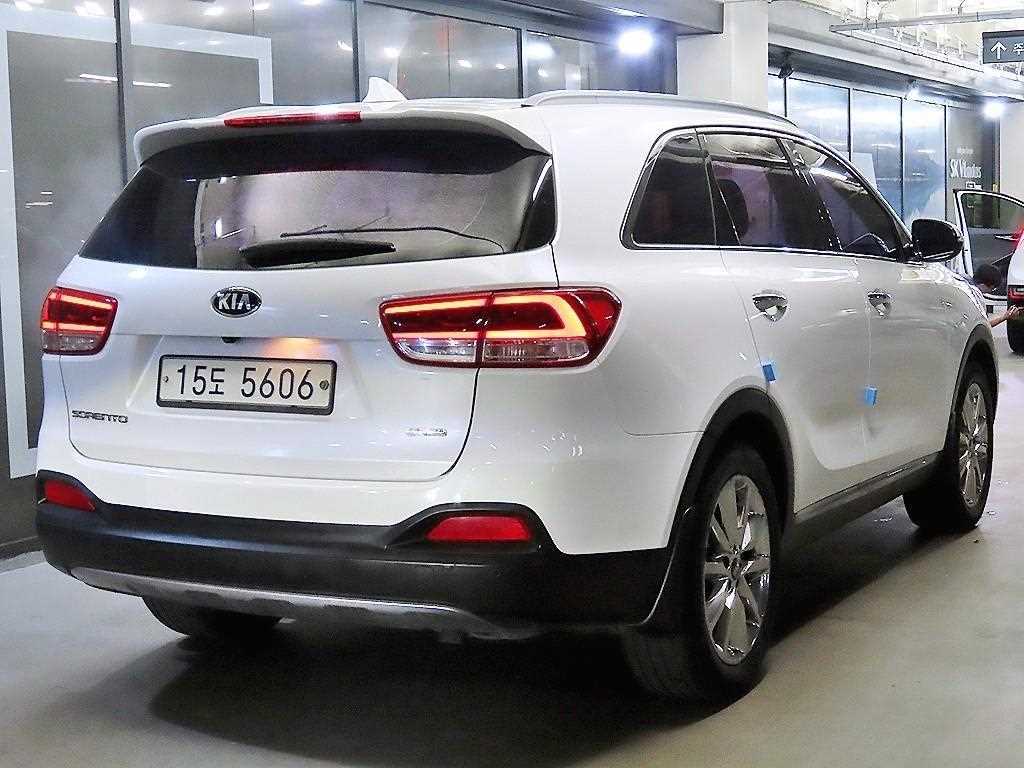 KIA Sorento - Vista 4
