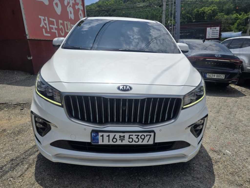 KIA Carnival 2019 Blanco - Importación desde Corea - HF Imports Iquique - Foto 1