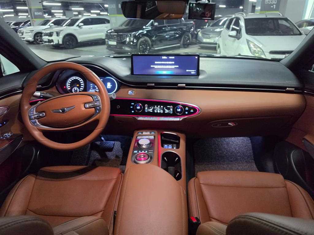 Genesis GV70 - Vista 11