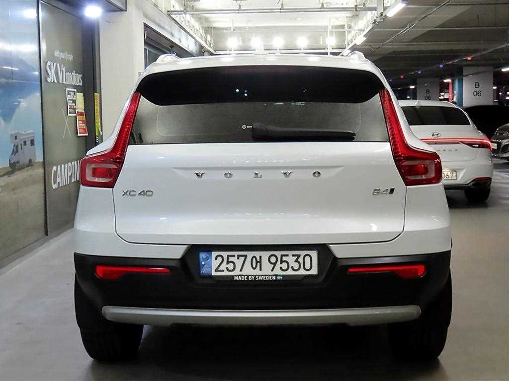 Volvo XC40 - Vista 5