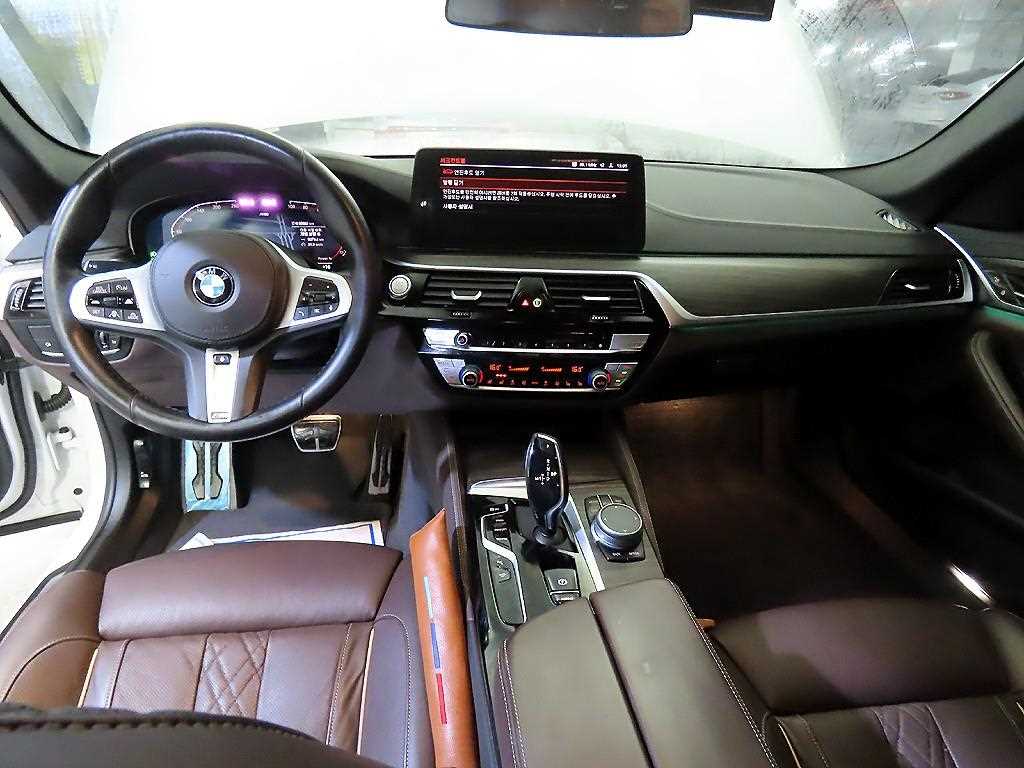 BMW 5 Series - Vista 10