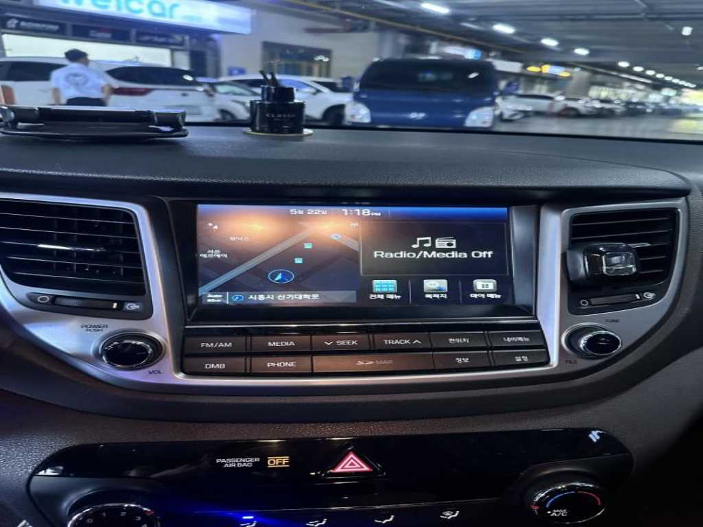HYUNDAI Tucson - Vista 6