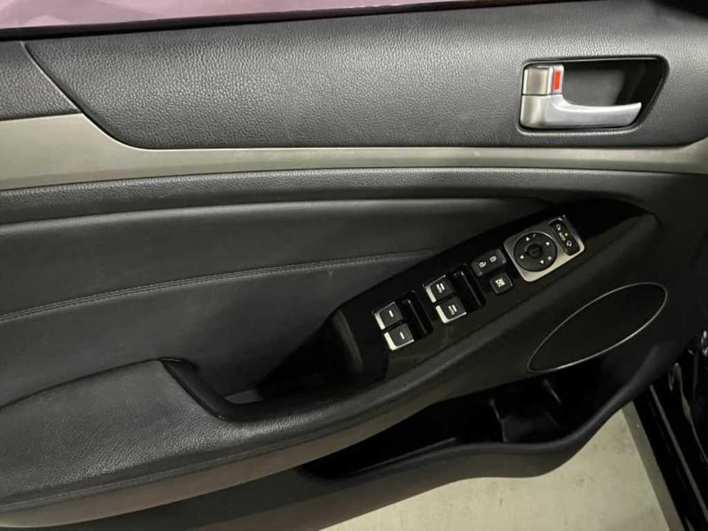 KIA K7 - Vista 12
