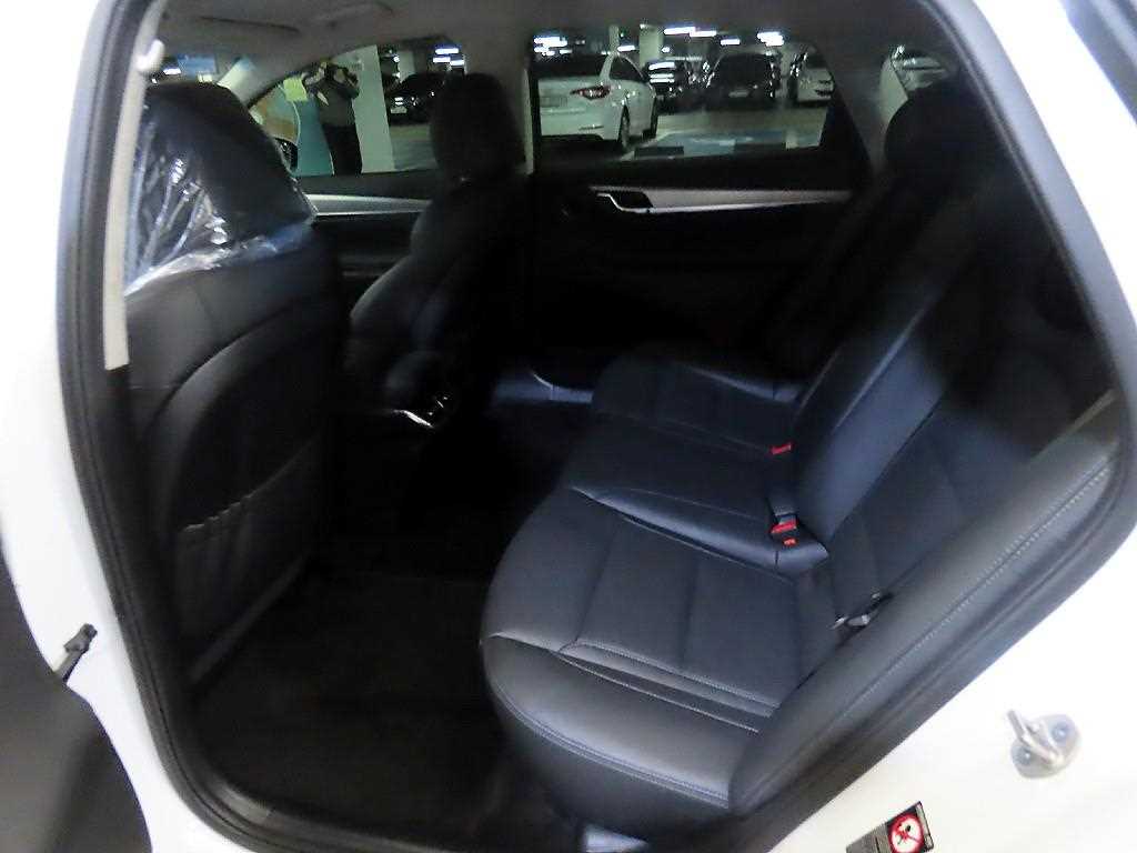HYUNDAI Grandeur - Vista 7