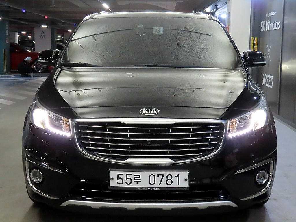 KIA Carnival - Vista 2