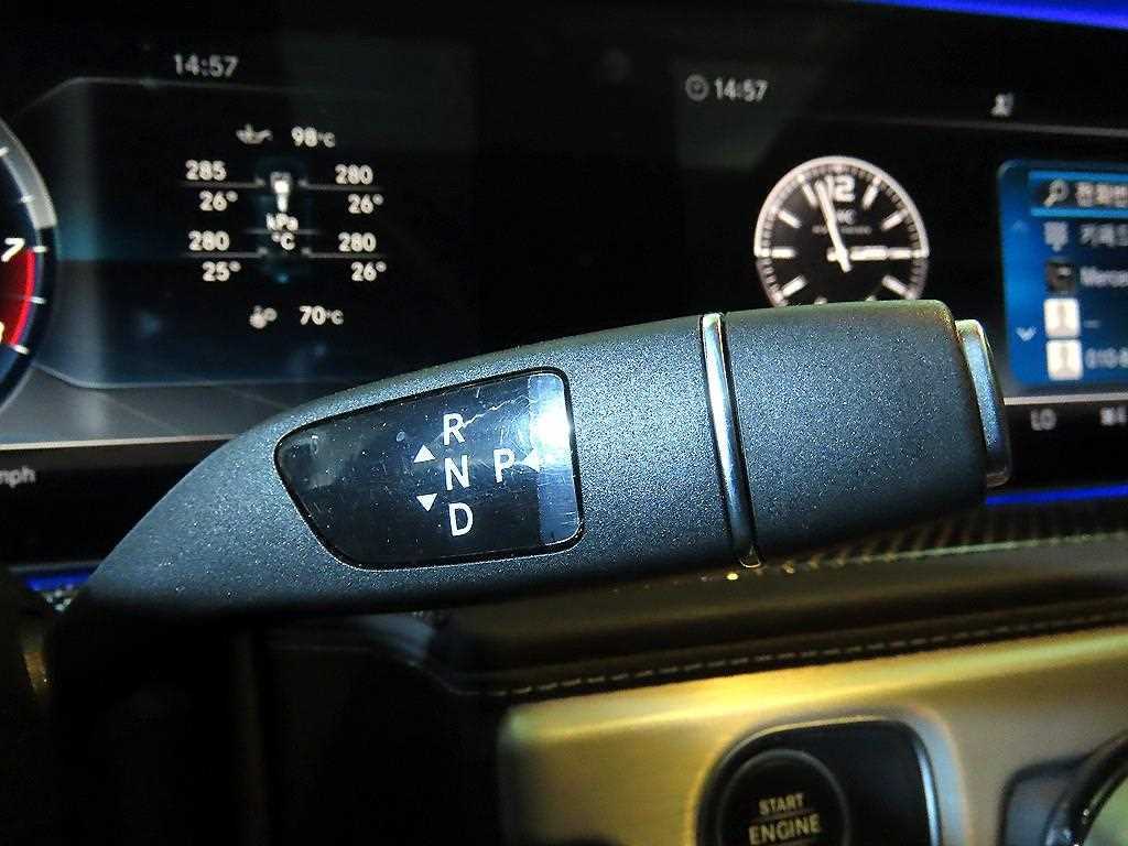 Mercedes Benz G Class (G Wagen) - Vista 12