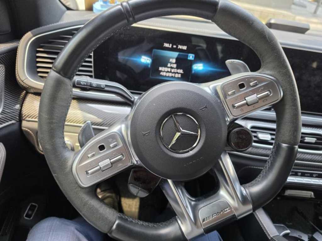 Mercedes Benz GLE Class - Vista 10