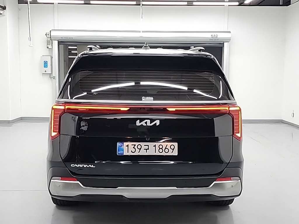 KIA Carnival - Vista 3