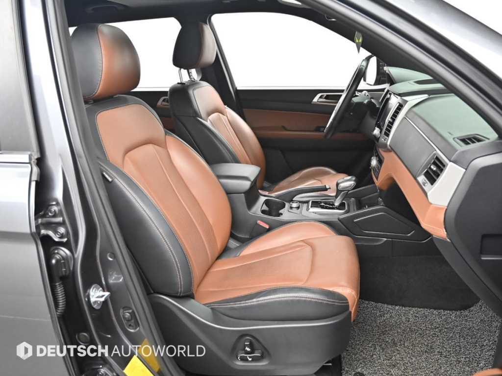 Ssangyong Rexton - Vista 11