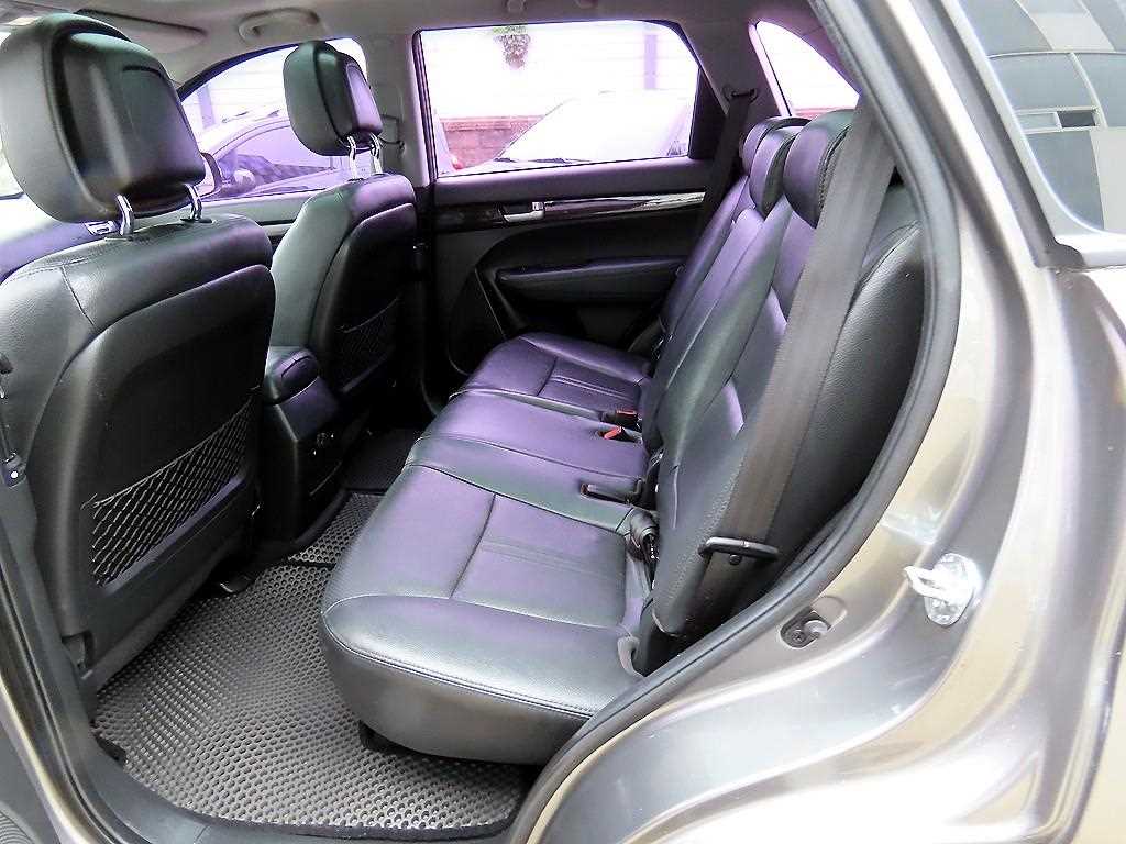 KIA Sorento - Vista 6