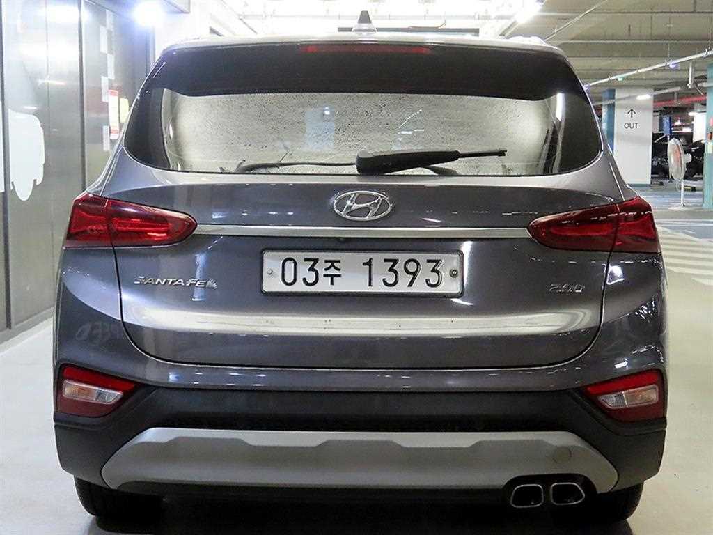 HYUNDAI Santa Fe - Vista 5
