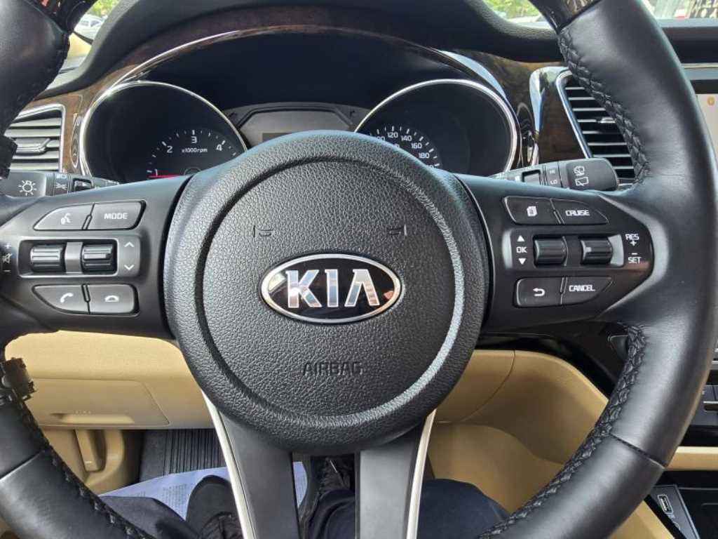 KIA Carnival 2019 Blanco - Importación desde Corea - HF Imports Iquique - Foto 16