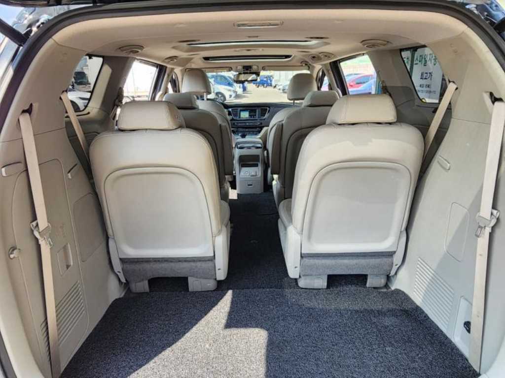 KIA Carnival 2015 Negro - Importación desde Corea - HF Imports Iquique - Foto 20