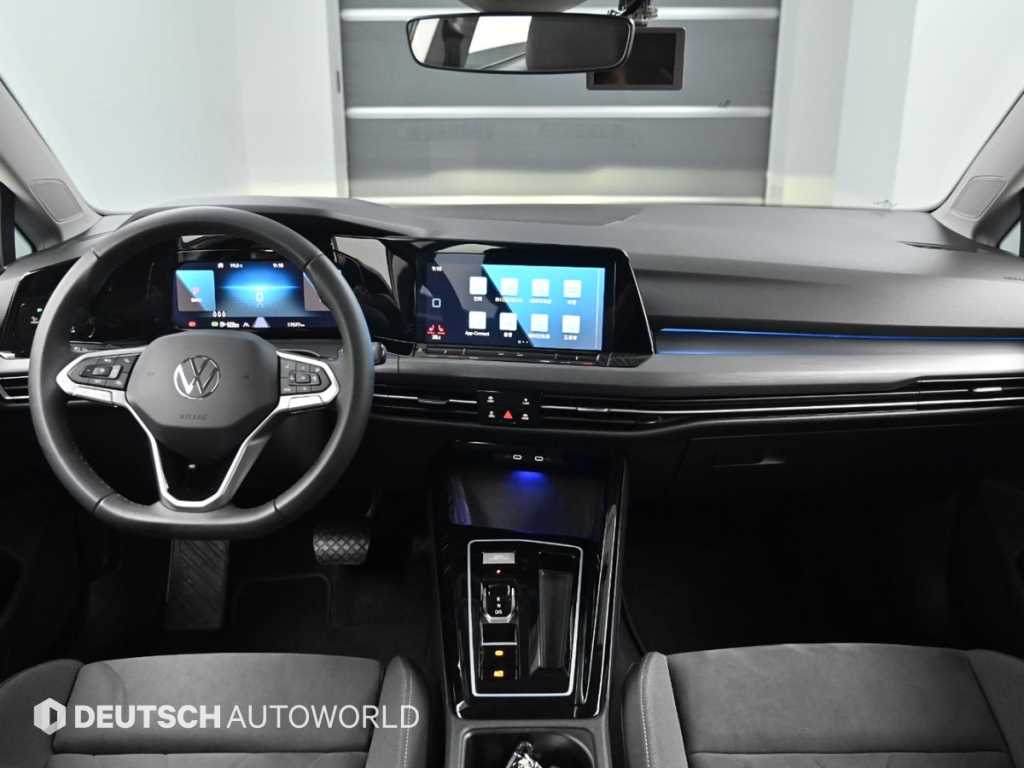 Volkswagen Golf - Vista 7