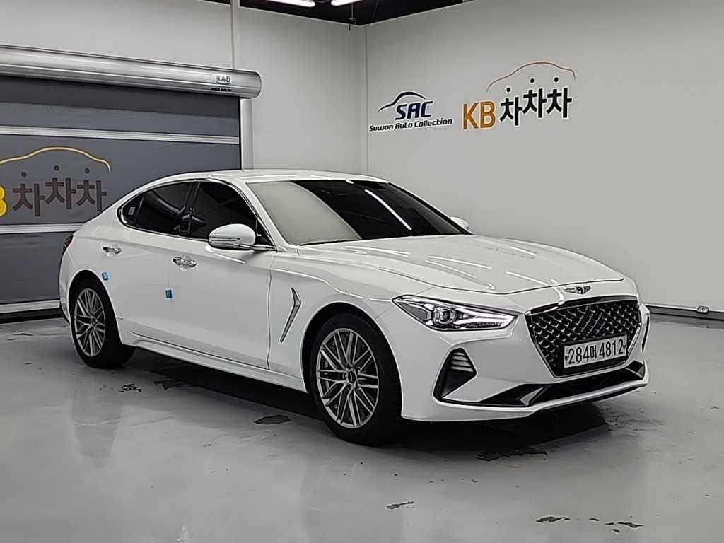 Genesis G70 - Vista 4