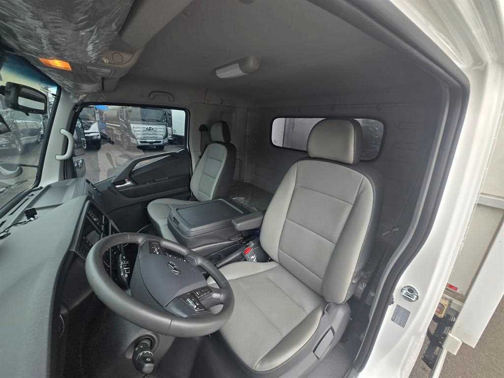 medium and large cargo truck 2026 Blanco - Importación desde Corea - HF Imports Iquique - Foto 13