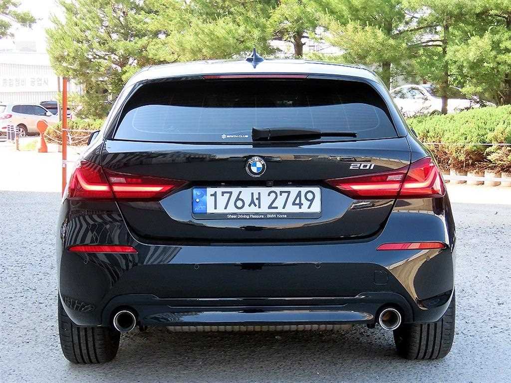 BMW 1 series - Vista 4