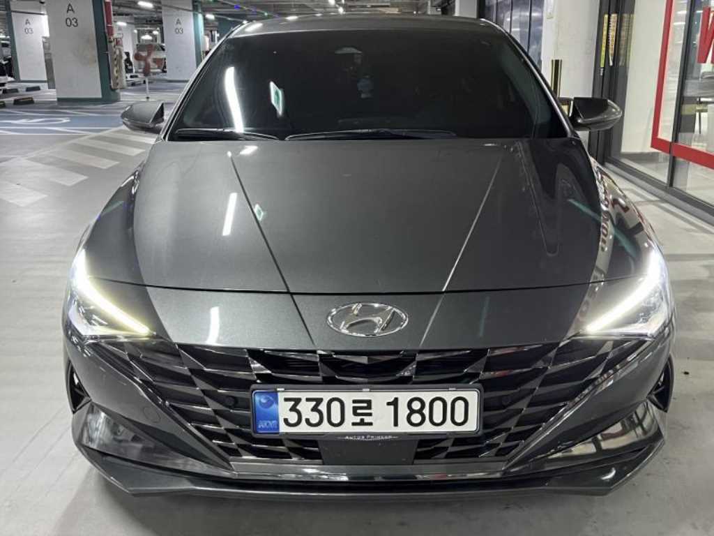 HYUNDAI Avante - Vista 4