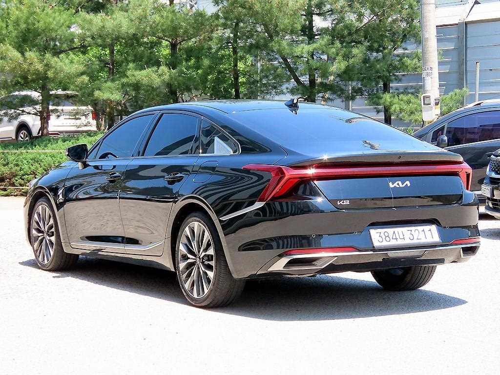 KIA K8 - Vista 3