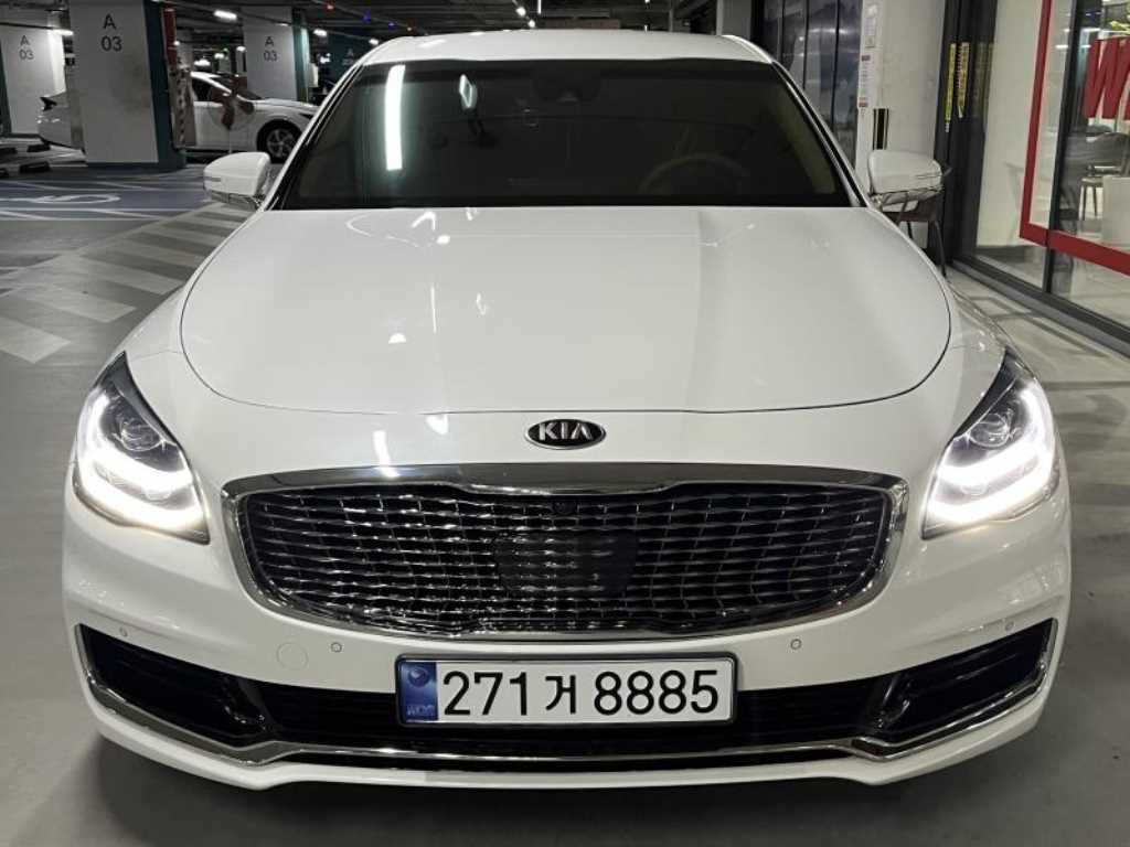 KIA K9 - Vista 3