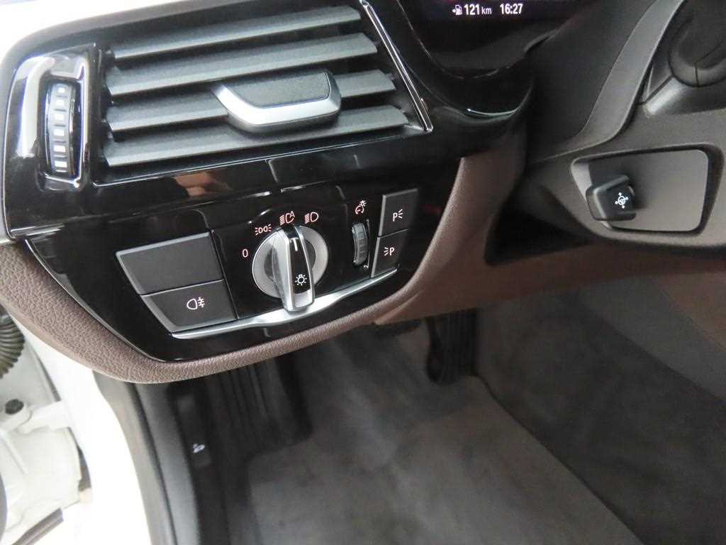 BMW 5 Series - Vista 10