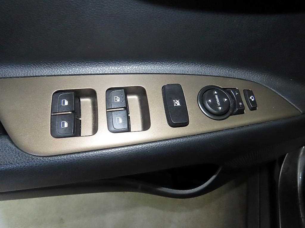 KIA Stonic 2018 - Importación desde Corea - HF Imports Iquique - Foto 13