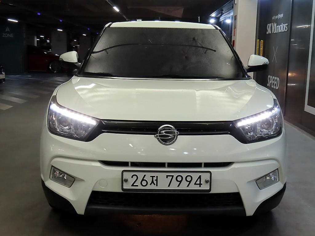 Ssangyong Tivoli - Vista 2