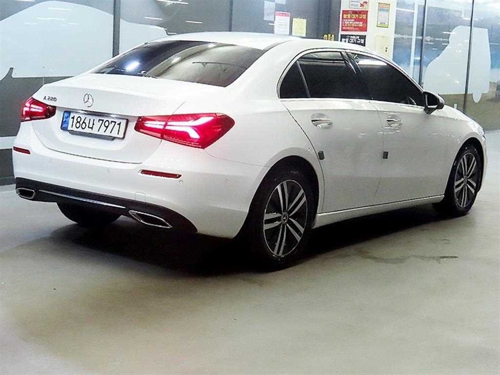 Mercedes Benz A Class - Vista 4
