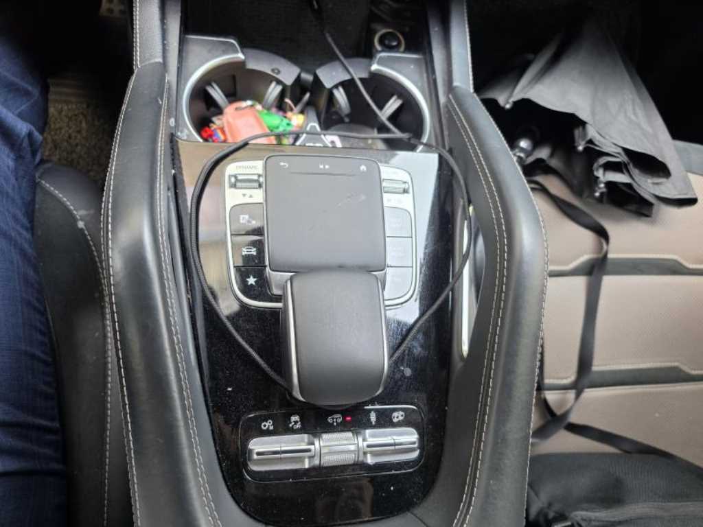 Mercedes Benz GLE Class - Vista 12