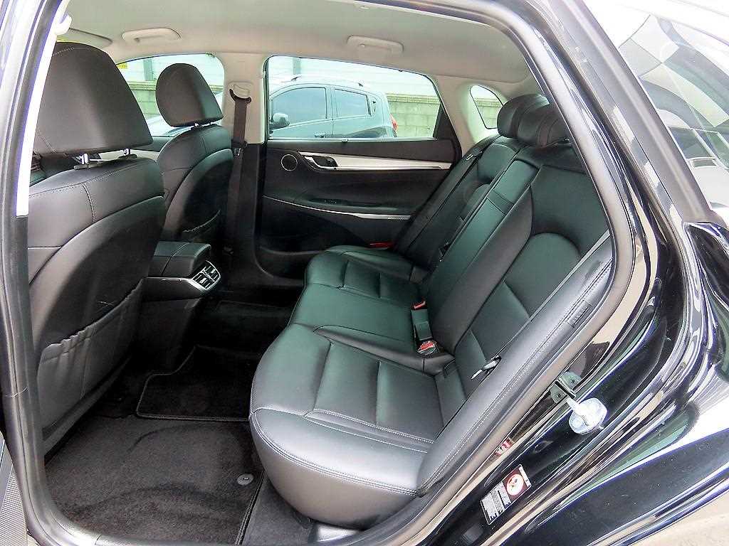 HYUNDAI Grandeur - Vista 6