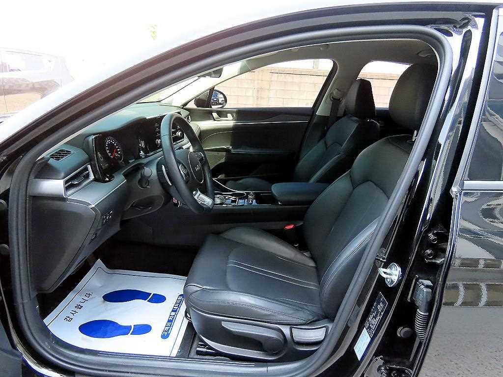 KIA K5 - Vista 5
