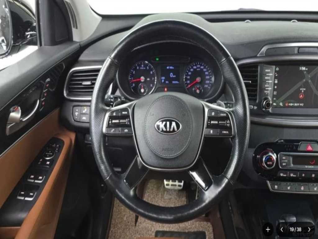 KIA Sorento - Vista 8