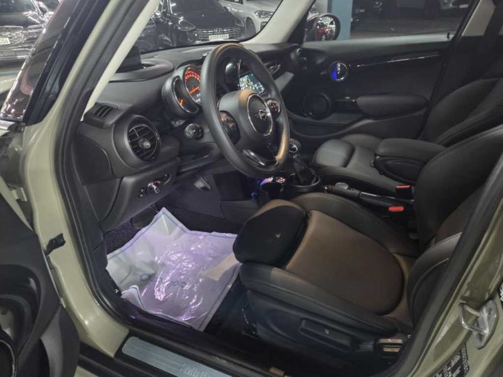 Mini Cooper - Vista 5