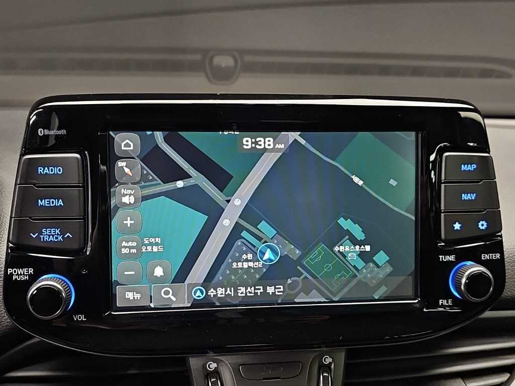 HYUNDAI i30 2018 Blanco - Importación desde Corea - HF Imports Iquique - Foto 13