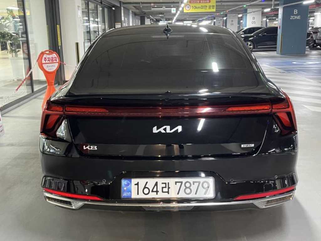 KIA K8 - Vista 6