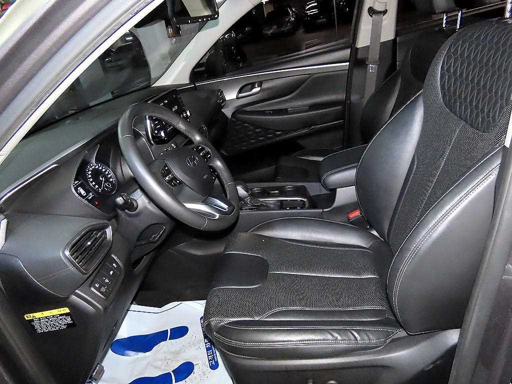 HYUNDAI Santa Fe - Vista 6