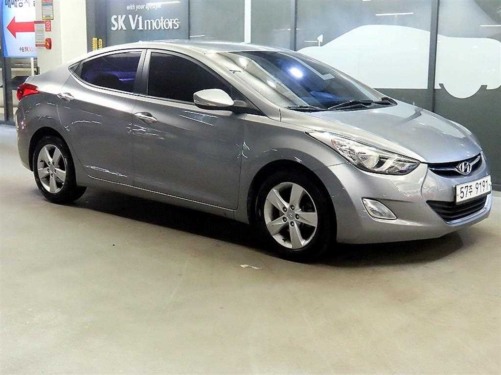 HYUNDAI Avante 2014 Gris - Importación desde Corea - HF Imports Iquique - Foto 1