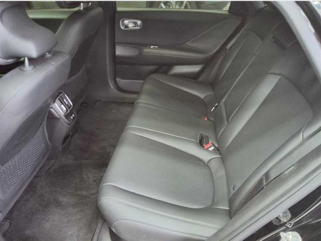 HYUNDAI Ioniq 6 - Vista 9