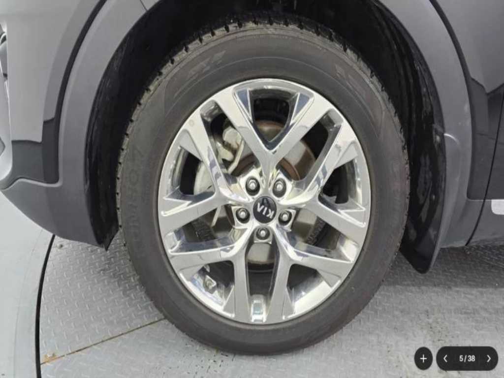 KIA Sorento - Vista 11