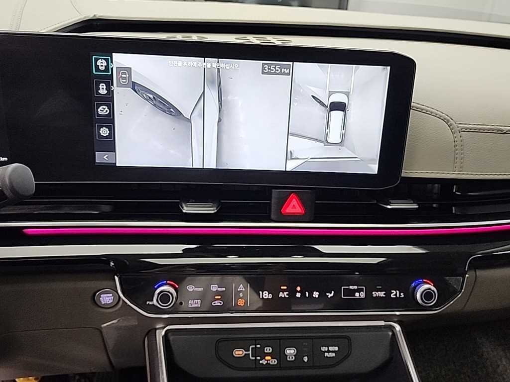 KIA Carnival - Vista 10