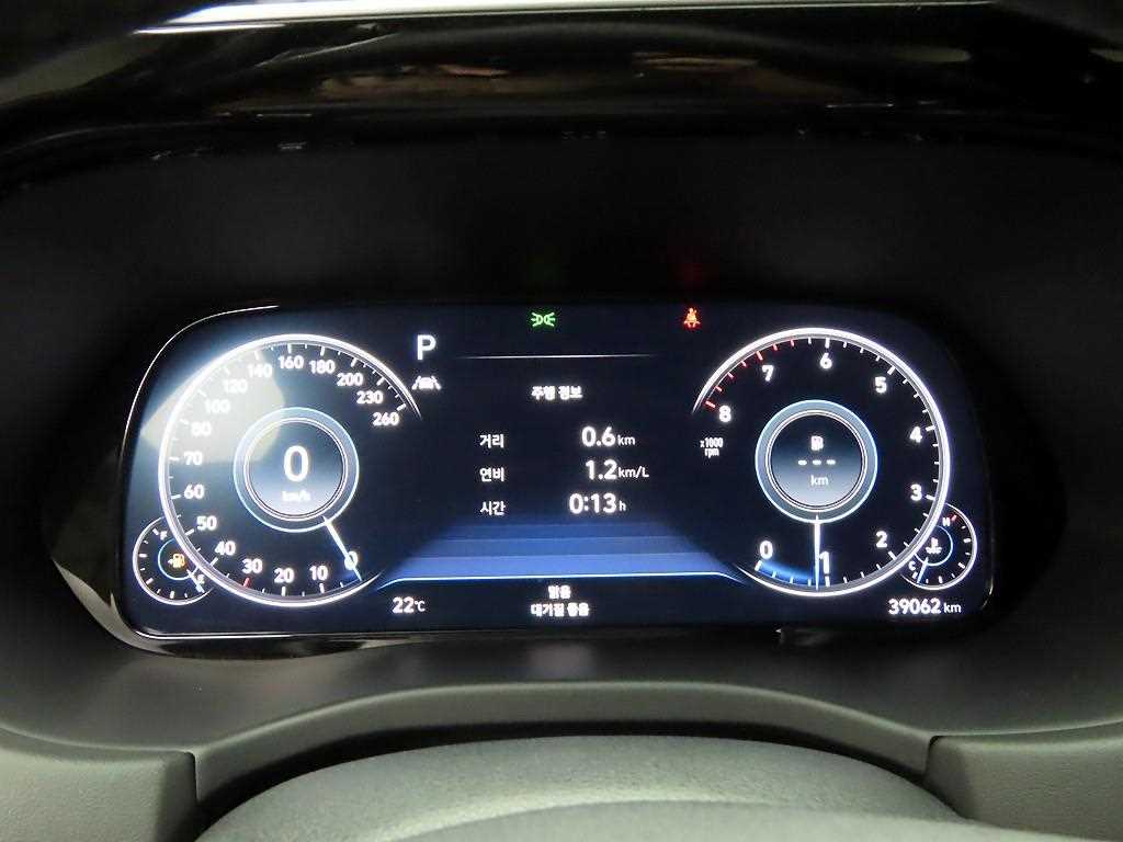 HYUNDAI Palisade - Vista 5