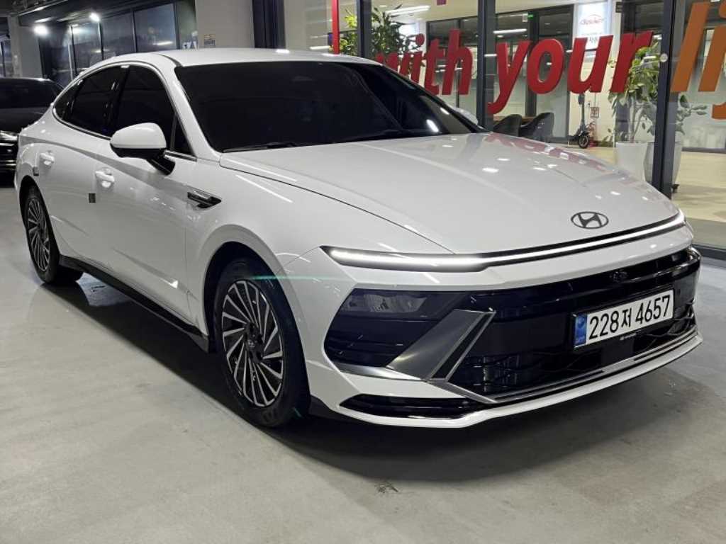 HYUNDAI Sonata 2024 Blanco - Importación desde Corea - HF Imports Iquique - Foto 1