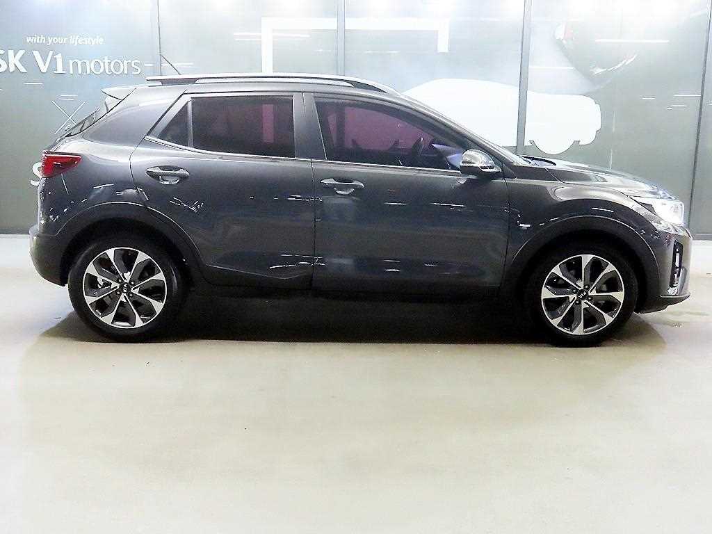 KIA Stonic - Vista 3