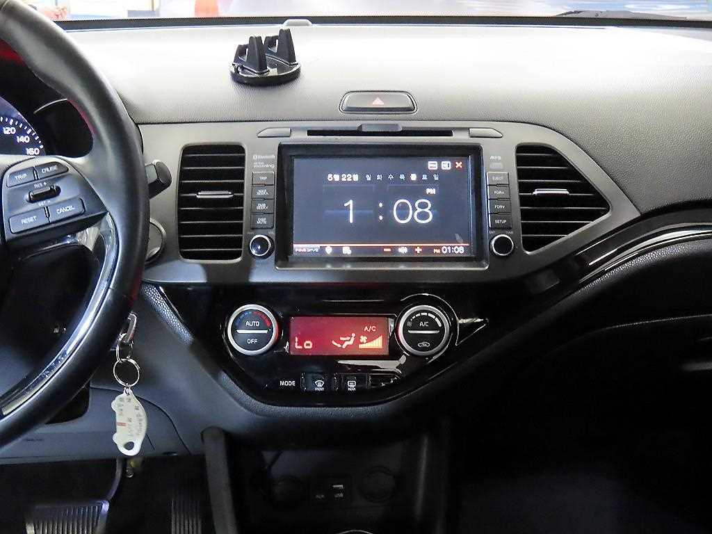 KIA Morning - Vista 11