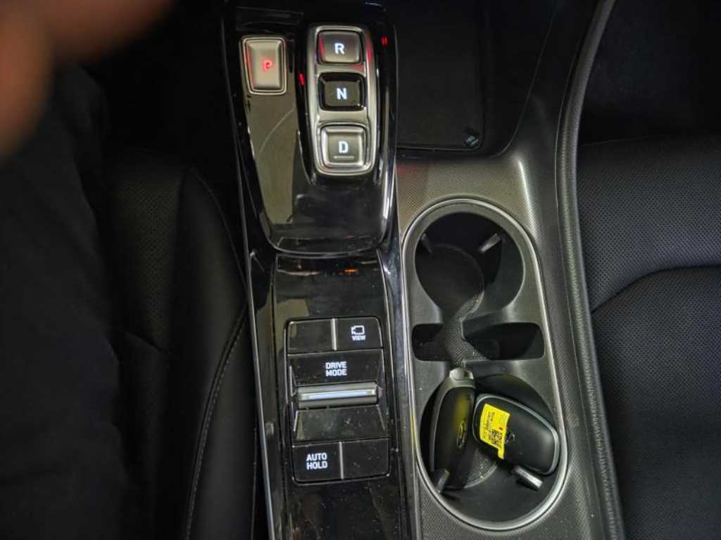 HYUNDAI Sonata - Vista 10