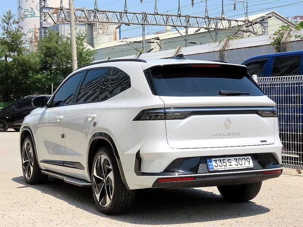 SAMSUNG Grand Koleos - Vista 3