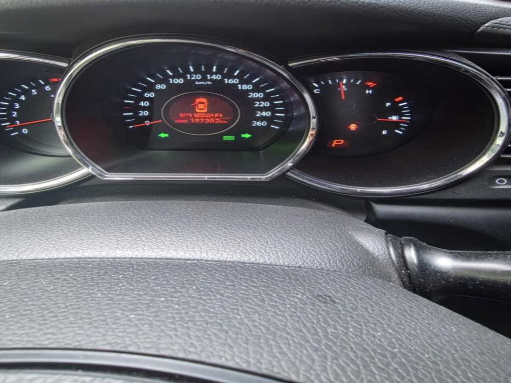 KIA K5 - Vista 3