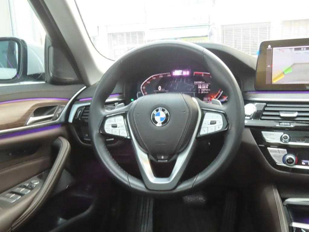 BMW 5 Series 2021 Blanco - Importación desde Corea - HF Imports Iquique - Foto 17